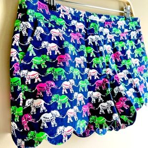 Crown & Ivy Elephant Scalloped Edge Shorts